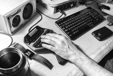 教程辅助“欢乐麻将万能开挂神器下载”科技辅助神器手机版教程